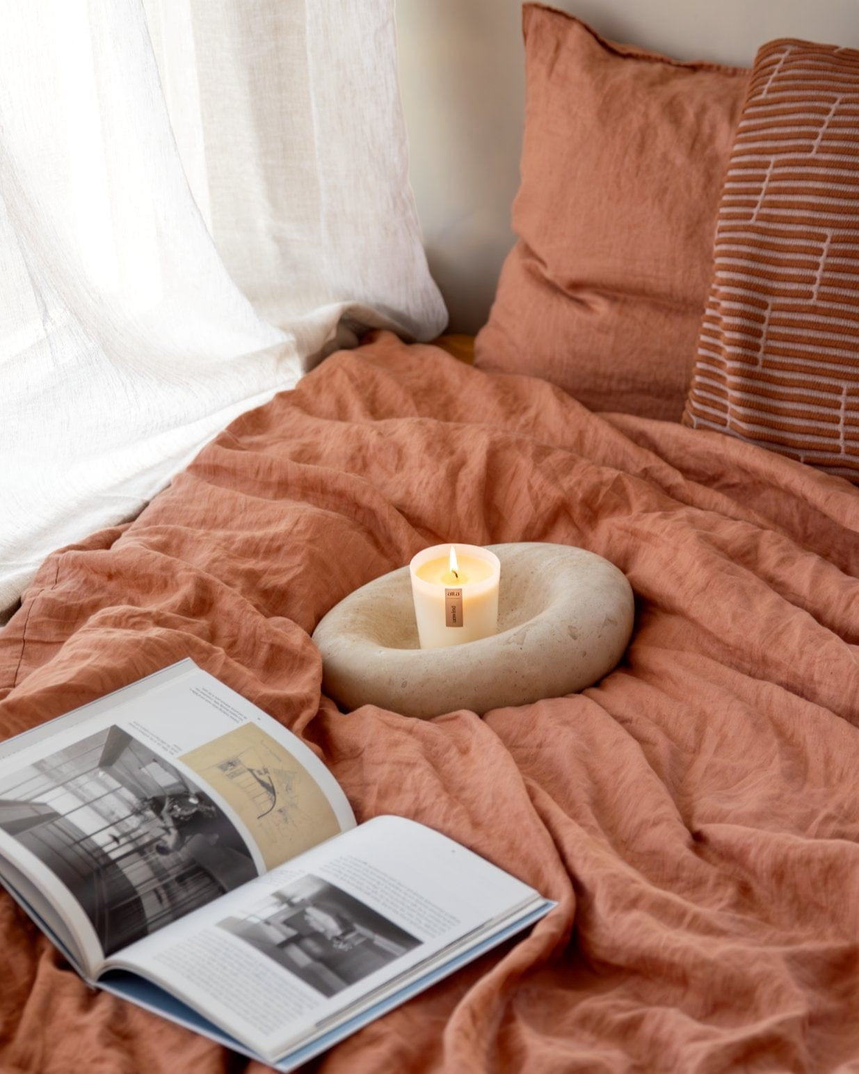 Alta Alta Essential Oil Candle Unwind Altasphere