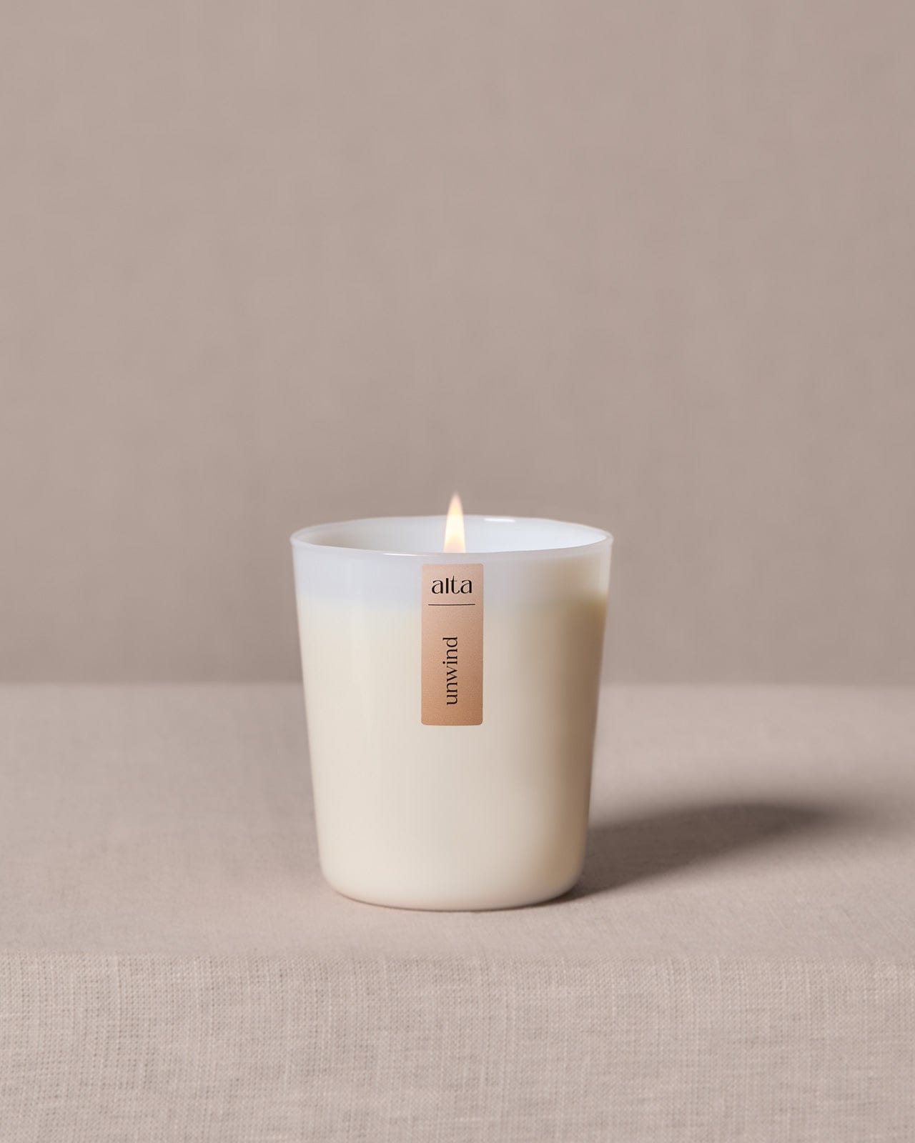 Alta Essential Oil Candle Unwind - Altasphere