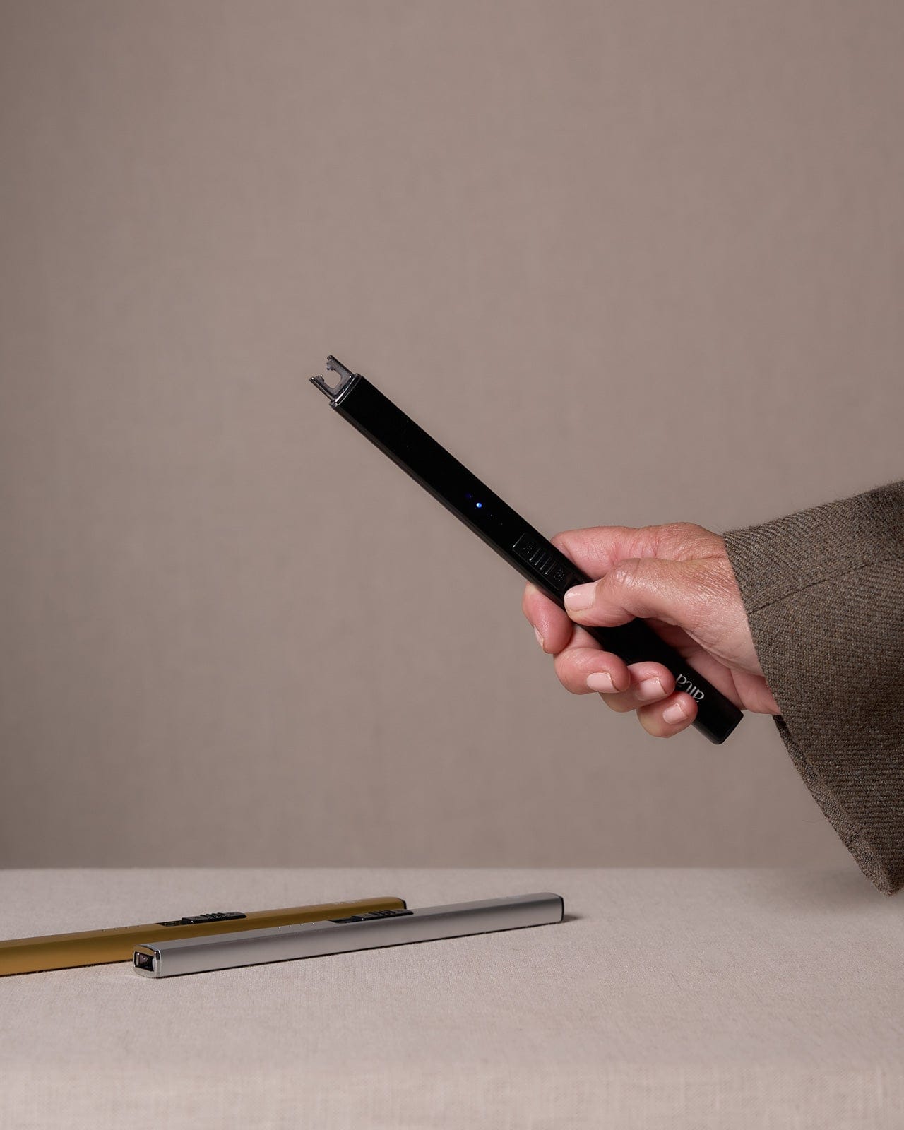 Flameless Lighter Black - Altasphere