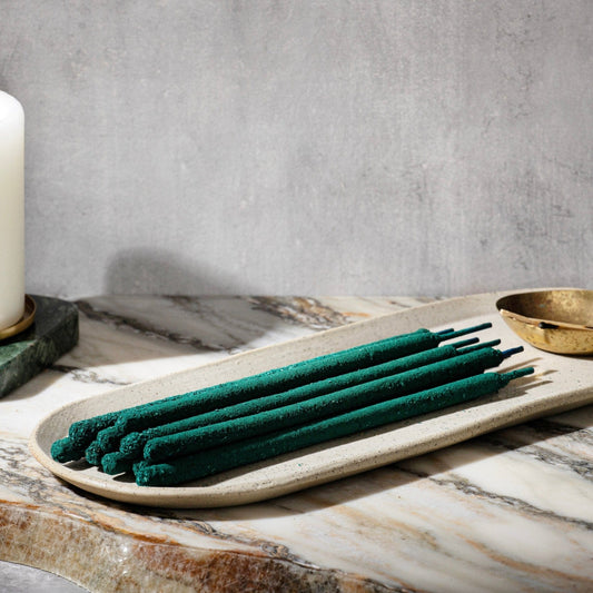 Resin Rolled Artisan Incense 10 sticks - Frankincense & Patchouli Altasphere