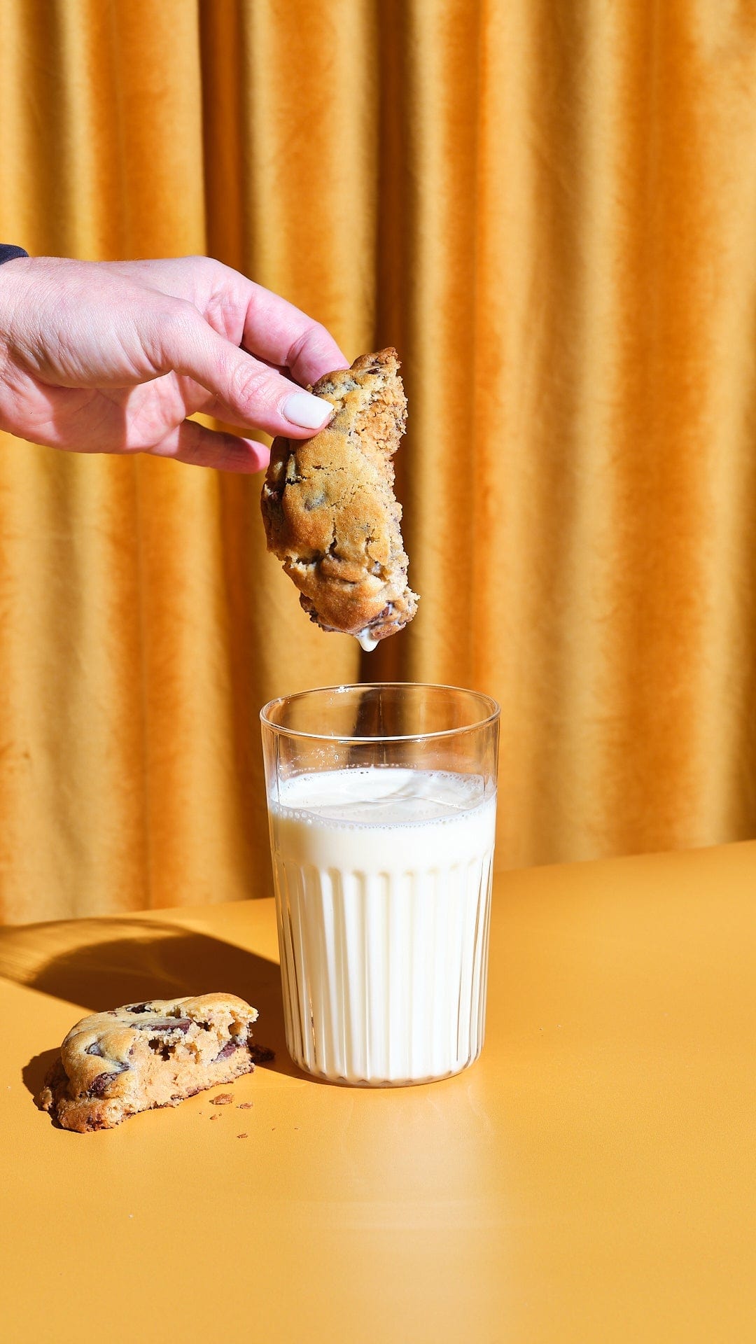 Worthy Cause Choc Chip Cookies with Peanut Butter Filling 2pk Altasphere