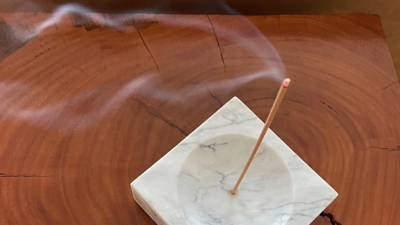 How to Choose the Right Incense for Your Space - Altasphere