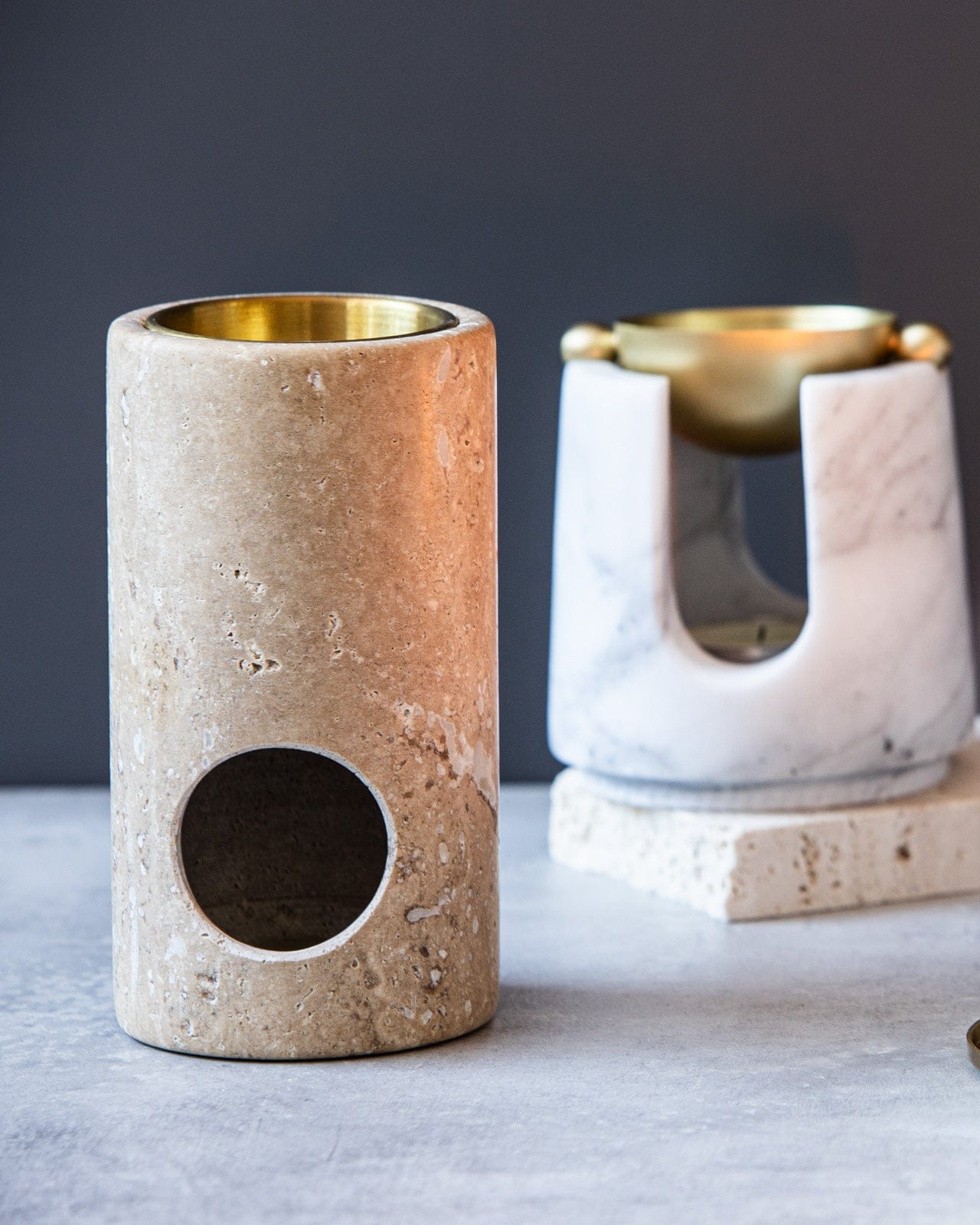 Column Travertine Oil Burner - Altasphere