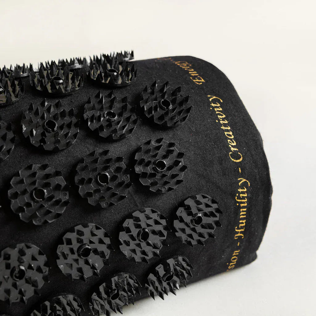 Massage cushion Classic Acupressure Pillow Level 1 Black Shakti