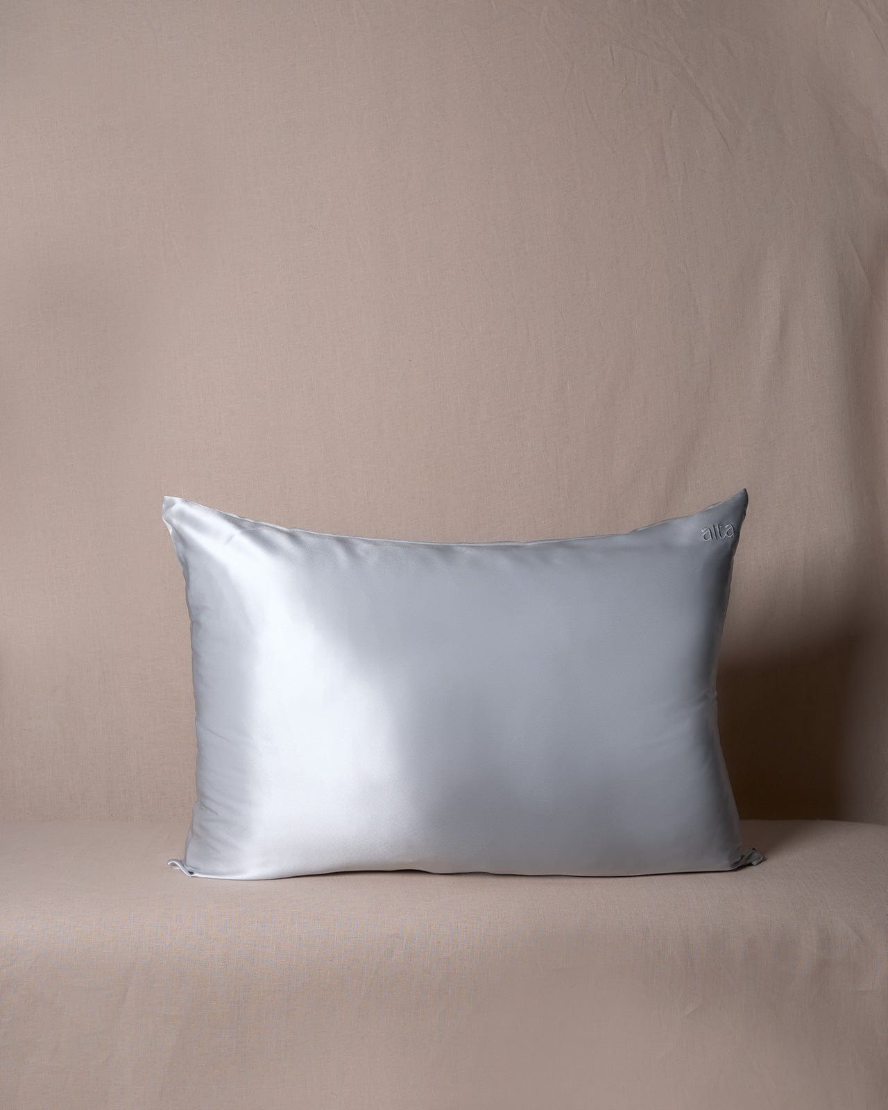 Silk Spa Pillowcase Moonstone Grey - Altasphere