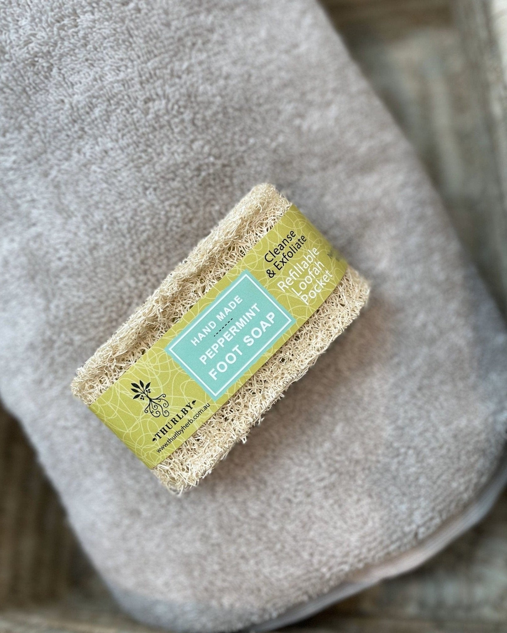 THURLBY Peppermint Foot Soap and Loofah Altasphere