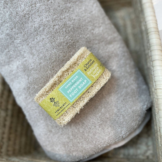 THURLBY Peppermint Foot Soap and Loofah Altasphere